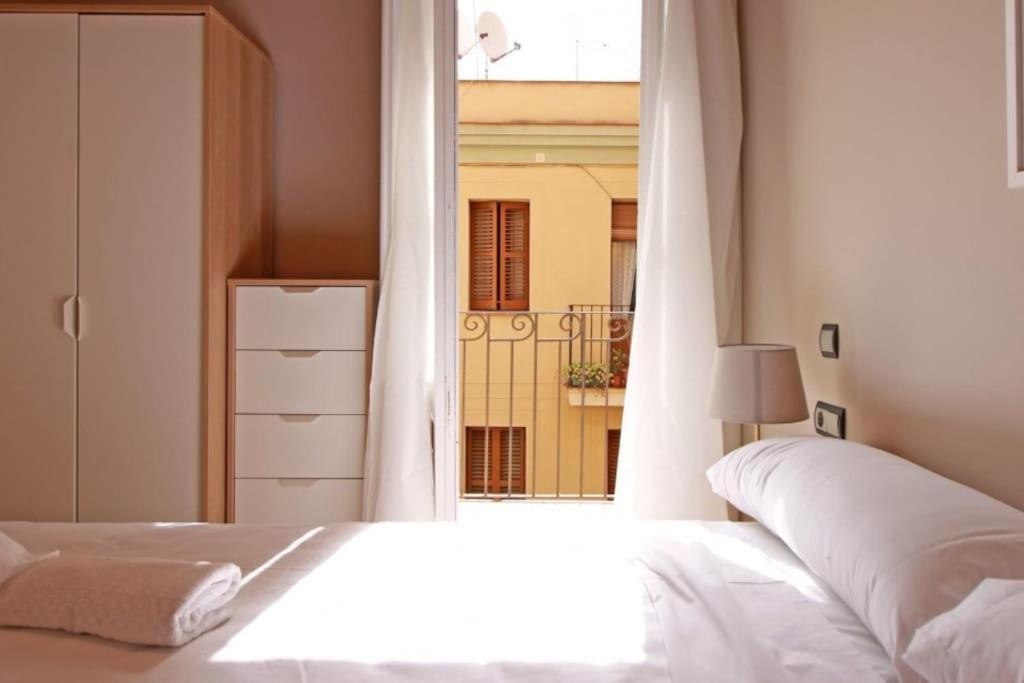 Bebarceloner Sants Apartments - 2 Bedrooms Экстерьер фото